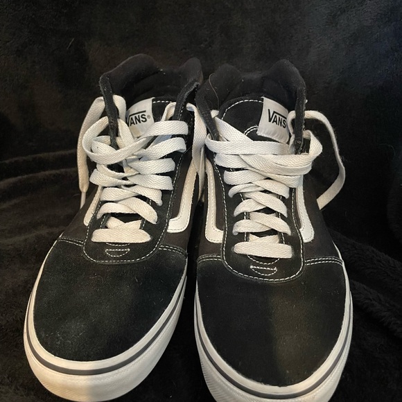 Men’s Vans - Picture 11 of 11